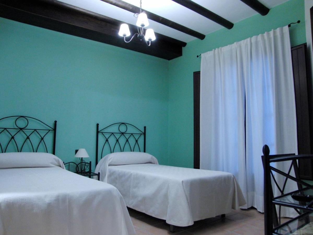 Hotel El Romeral Almadén de la Plata Chambre photo